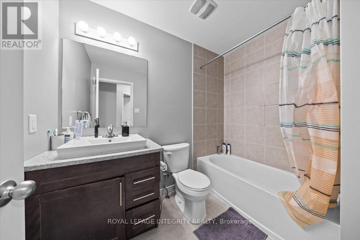 14 Hackney Private, Ottawa, Ontario  K2V 0K8 - Photo 24 - X12418565
