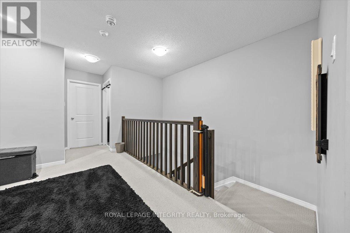 14 Hackney Private, Ottawa, Ontario  K2V 0K8 - Photo 25 - X12418565