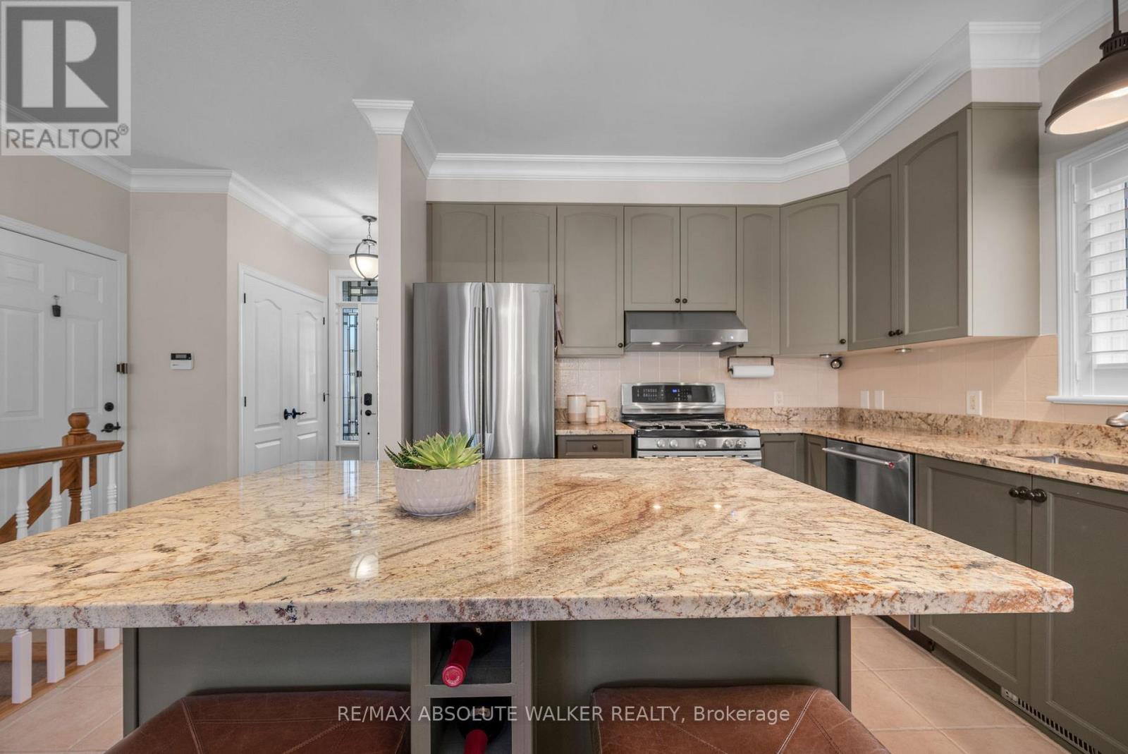 841 Scala Avenue, Ottawa, Ontario  K4A 4M1 - Photo 7 - X12418596