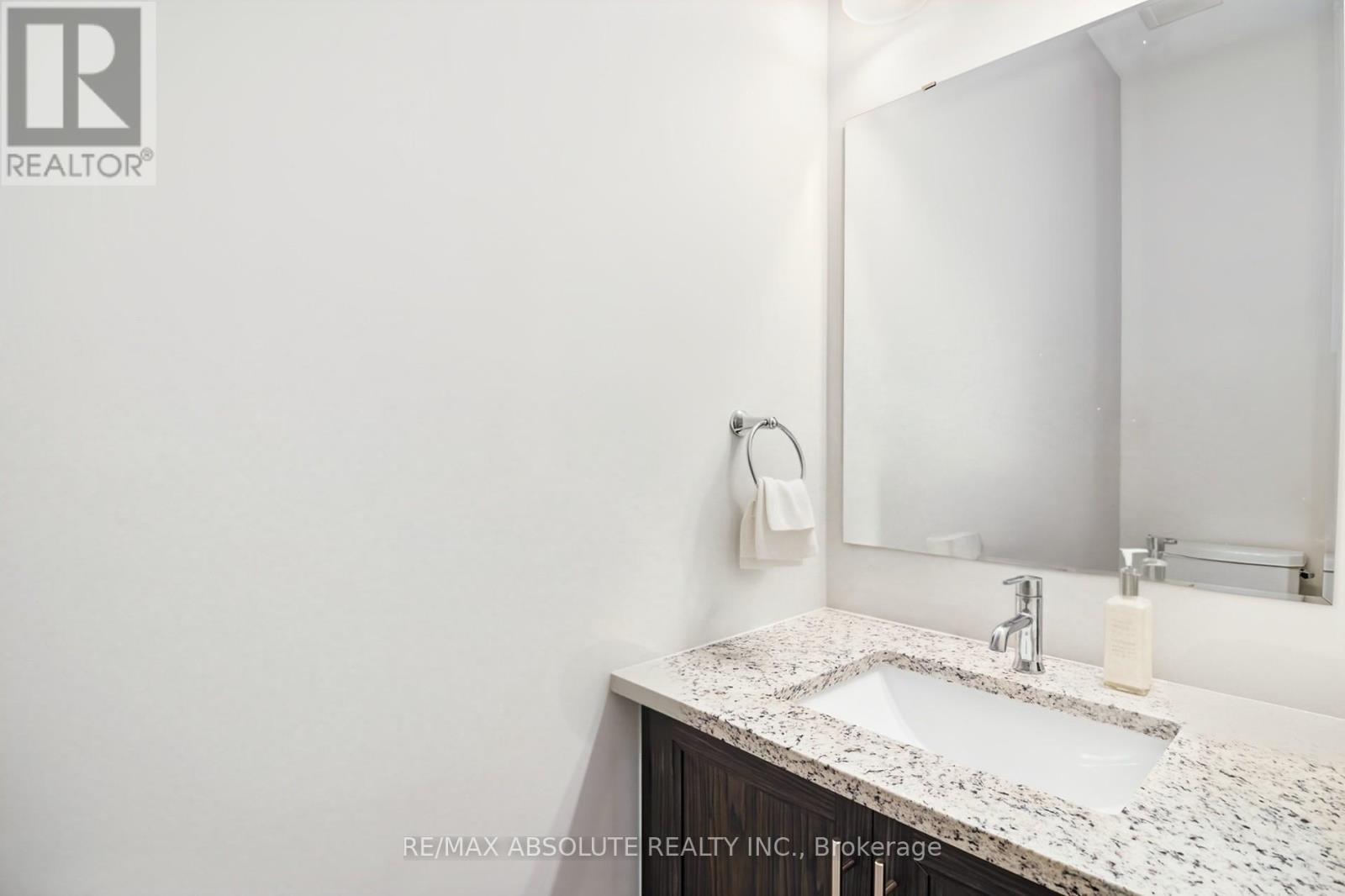 184 Hooper Street, Carleton Place, Ontario  K7C 0W2 - Photo 9 - X12418609