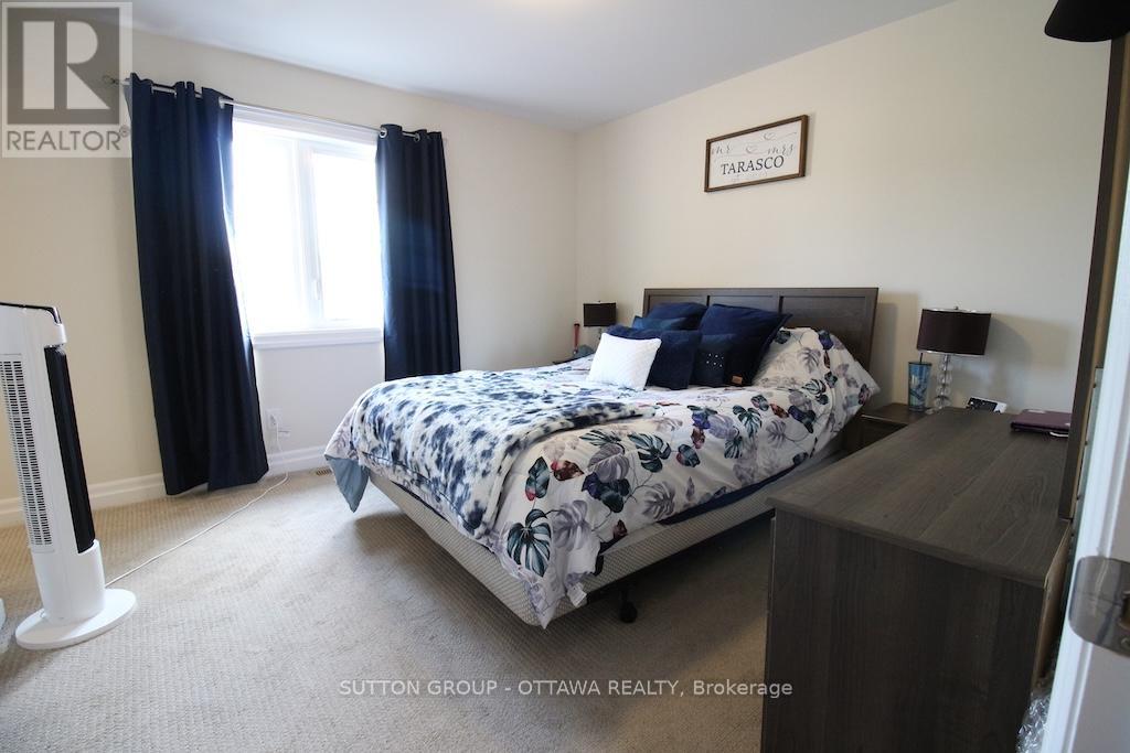 303 Rue De L Etang Street, Clarence-Rockland, Ontario  K4K 0K1 - Photo 15 - X12418626