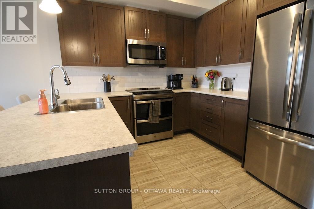 303 Rue De L Etang Street, Clarence-Rockland, Ontario  K4K 0K1 - Photo 8 - X12418626