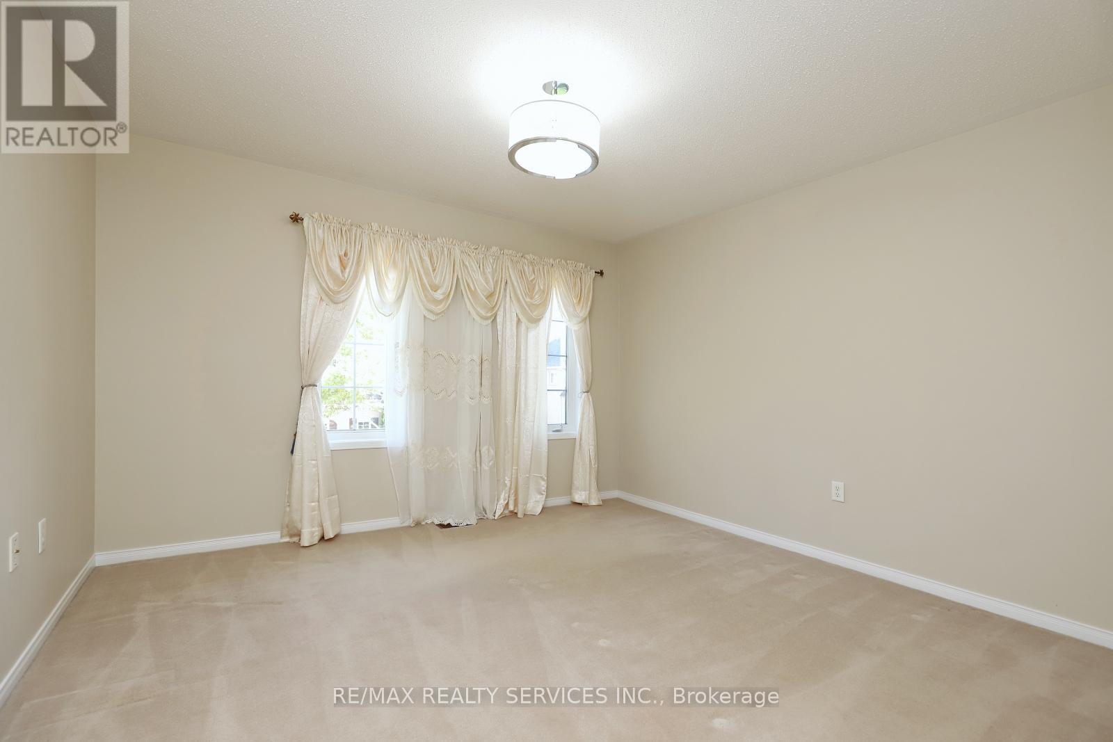 17 Ballantyne Drive, Ajax, Ontario  L1T 4H6 - Photo 28 - E12418347