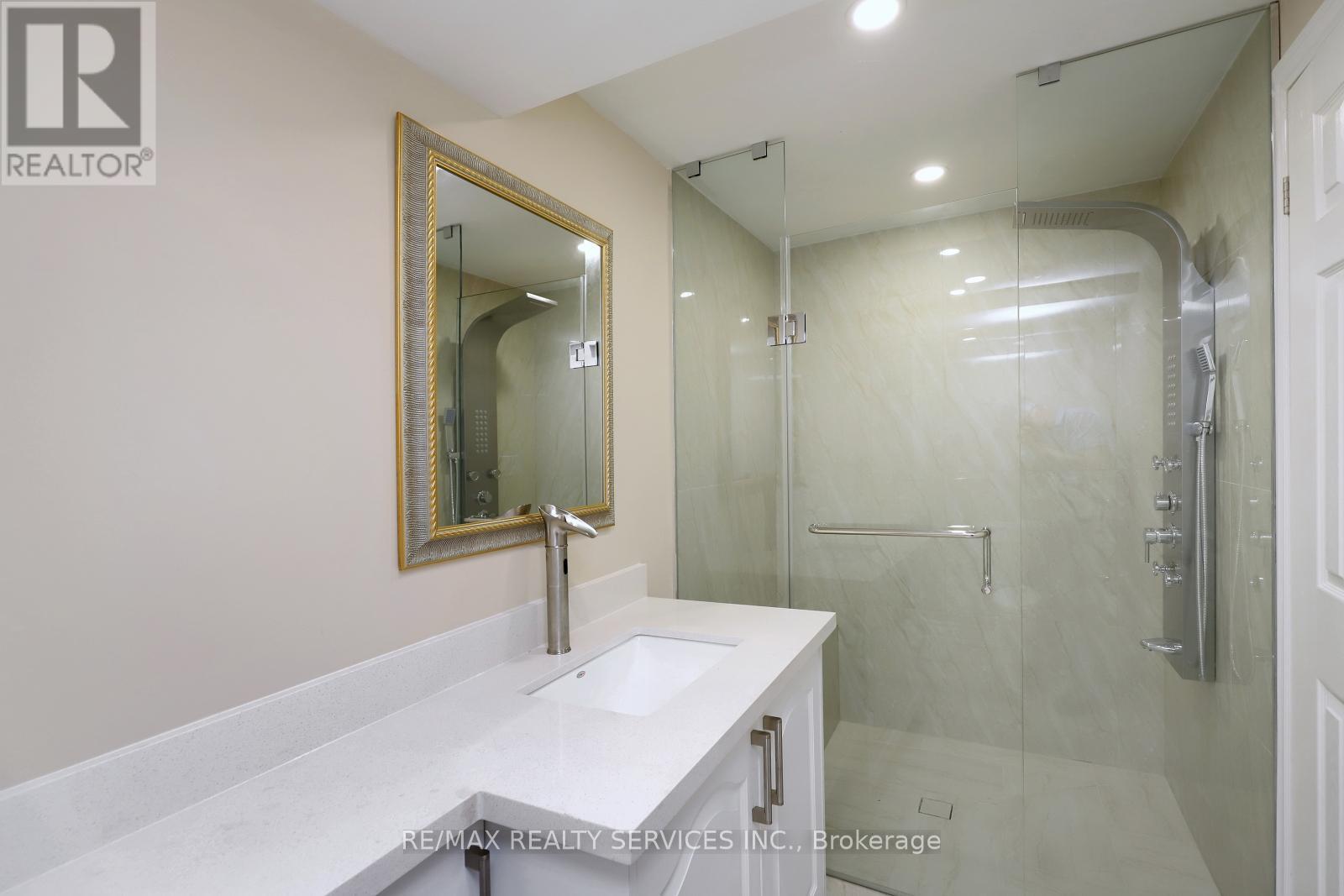 17 Ballantyne Drive, Ajax, Ontario  L1T 4H6 - Photo 35 - E12418347
