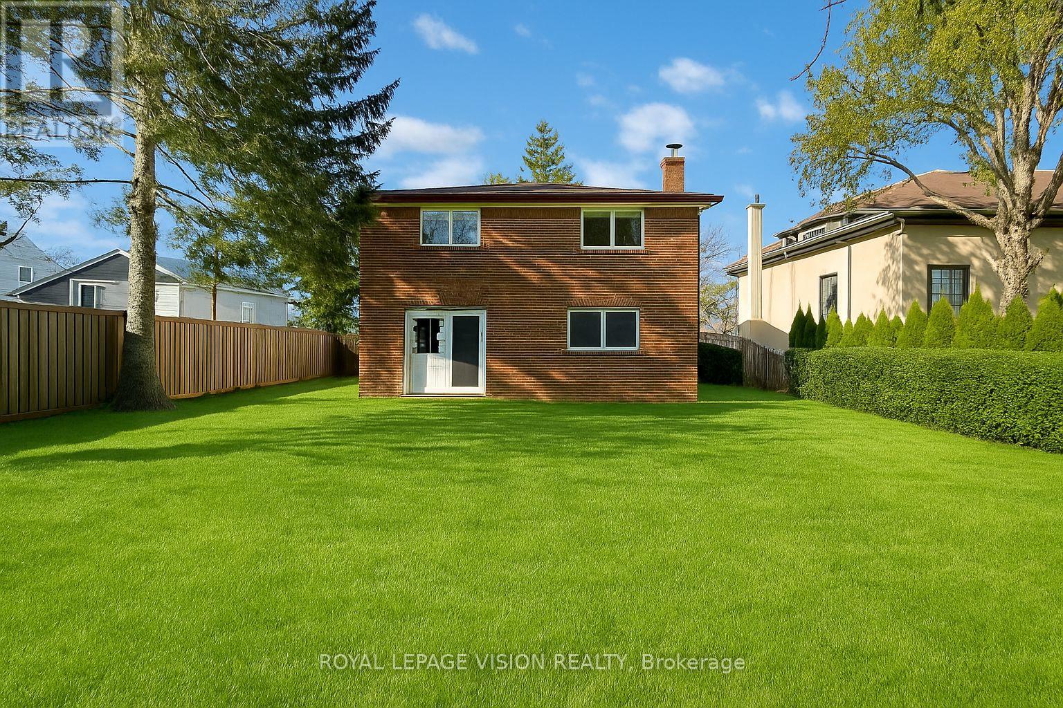 27 Westcroft Drive, Toronto, Ontario  M1E 3A2 - Photo 17 - E12418373