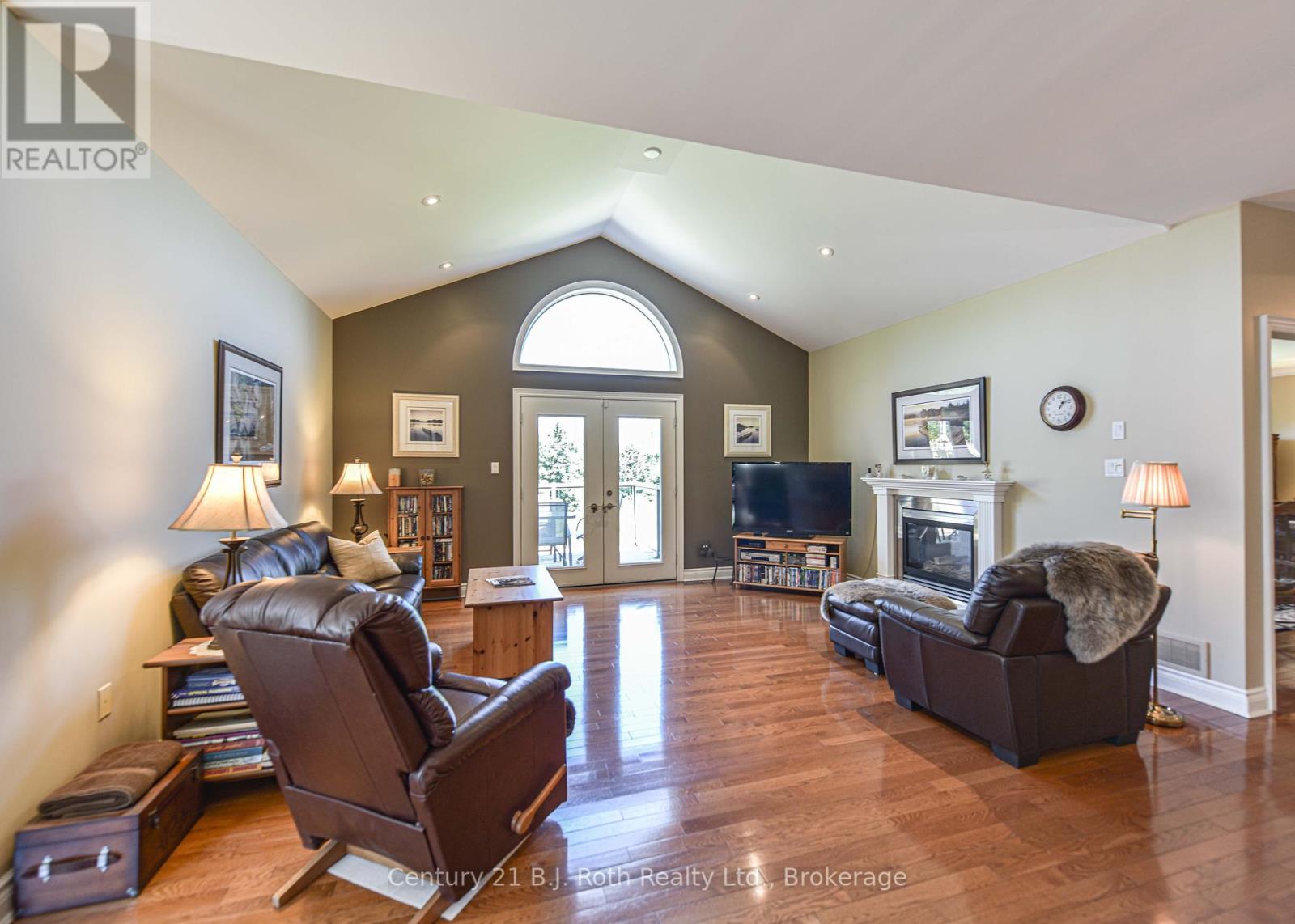 1273 Hawk Ridge Crescent, Severn, Ontario  L3V 0Y6 - Photo 19 - S12418441