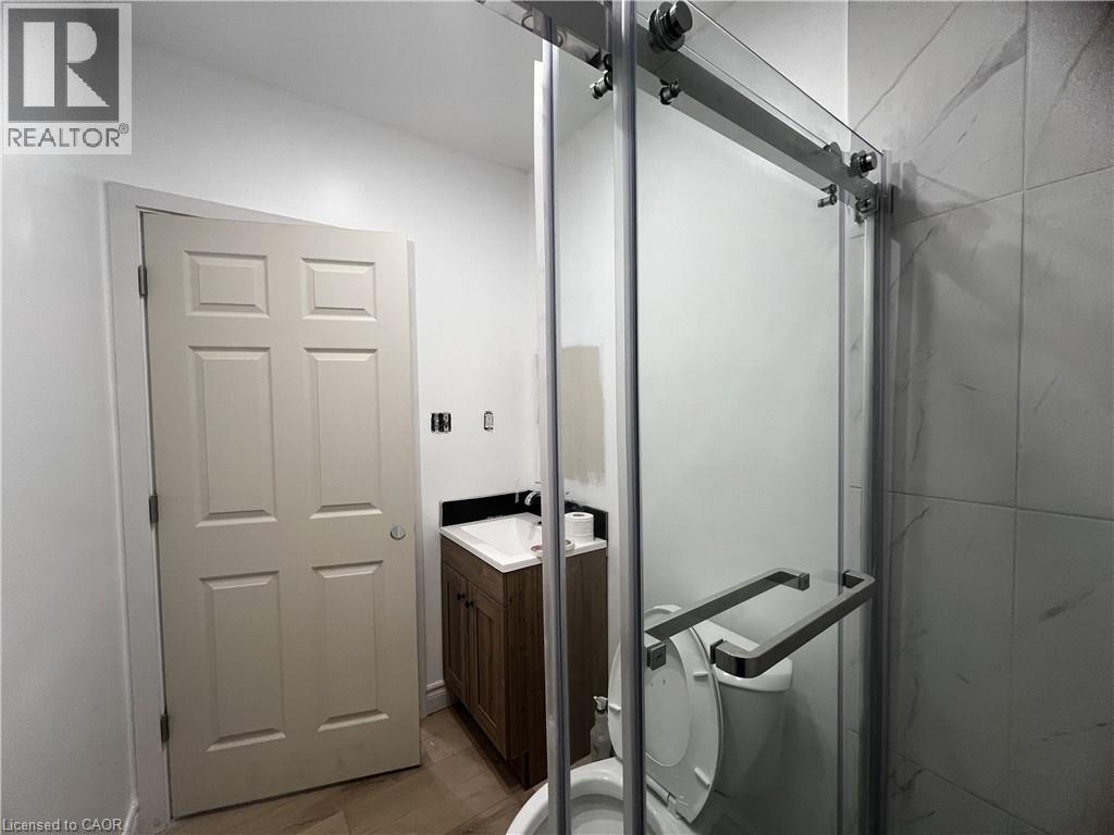 804a St Clair Avenue W Unit# 102, Toronto, Ontario  M6C 1B6 - Photo 5 - 40771902