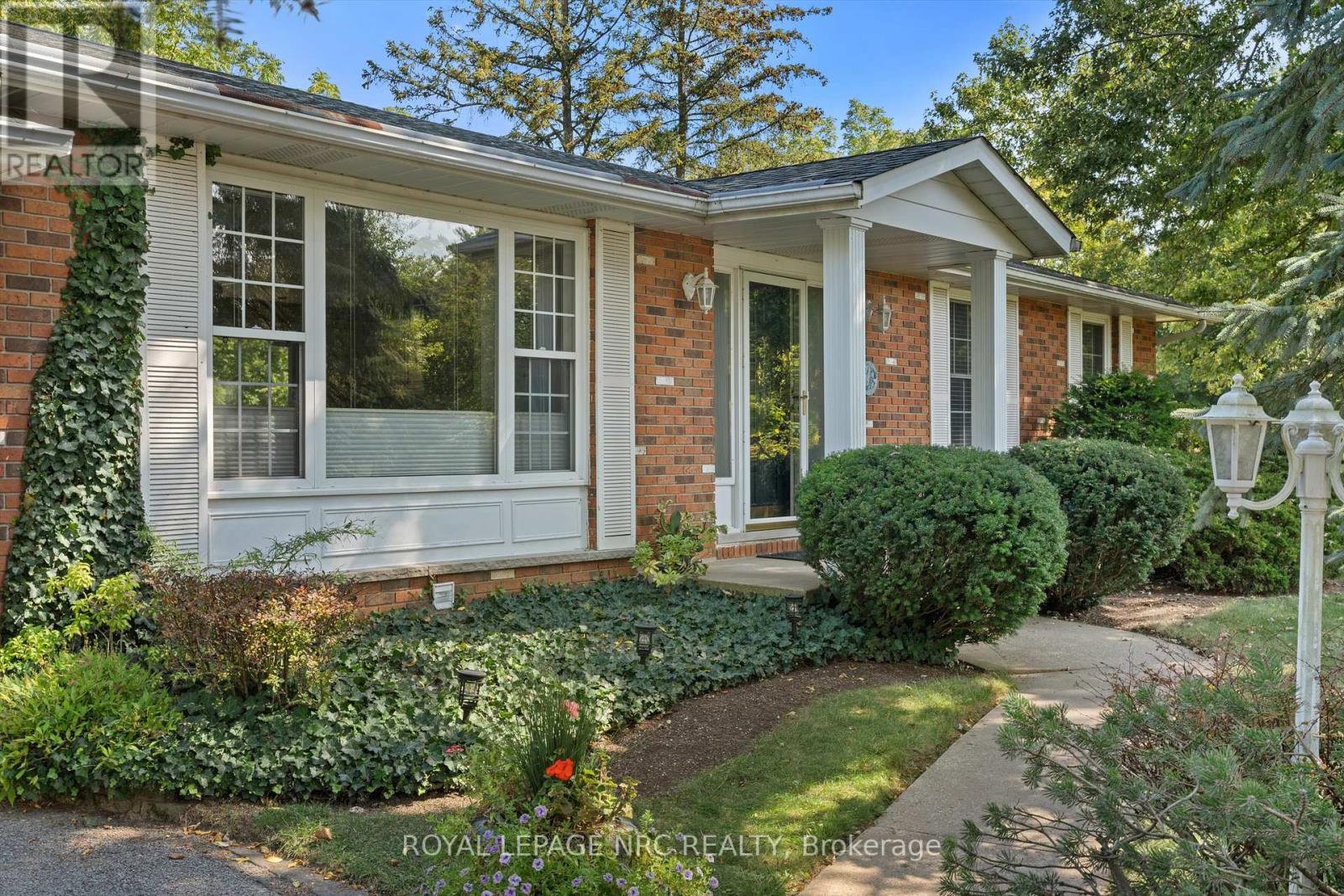 3433 ROBBINS AVENUE, Lincoln, Ontario