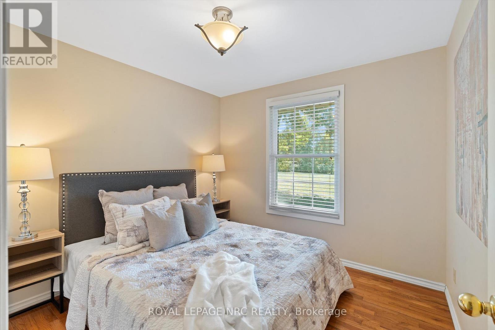 3433 Robbins Avenue, Lincoln, Ontario  L2R 6P7 - Photo 25 - X12418556