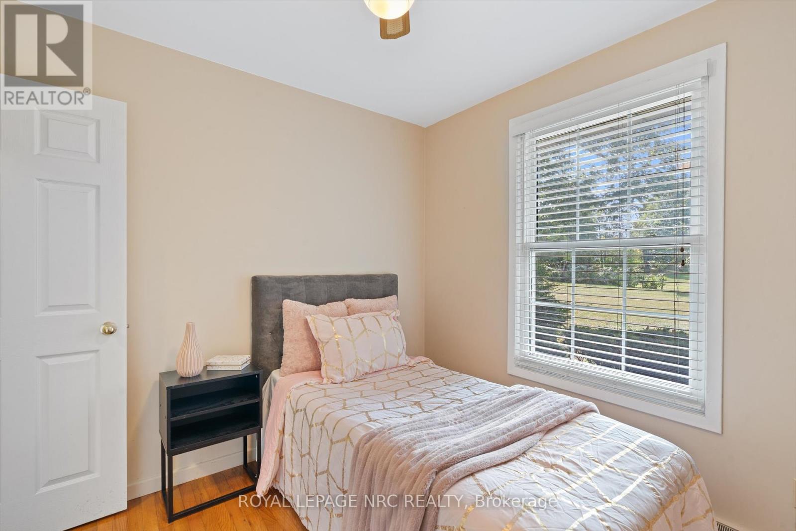 3433 Robbins Avenue, Lincoln, Ontario  L2R 6P7 - Photo 28 - X12418556