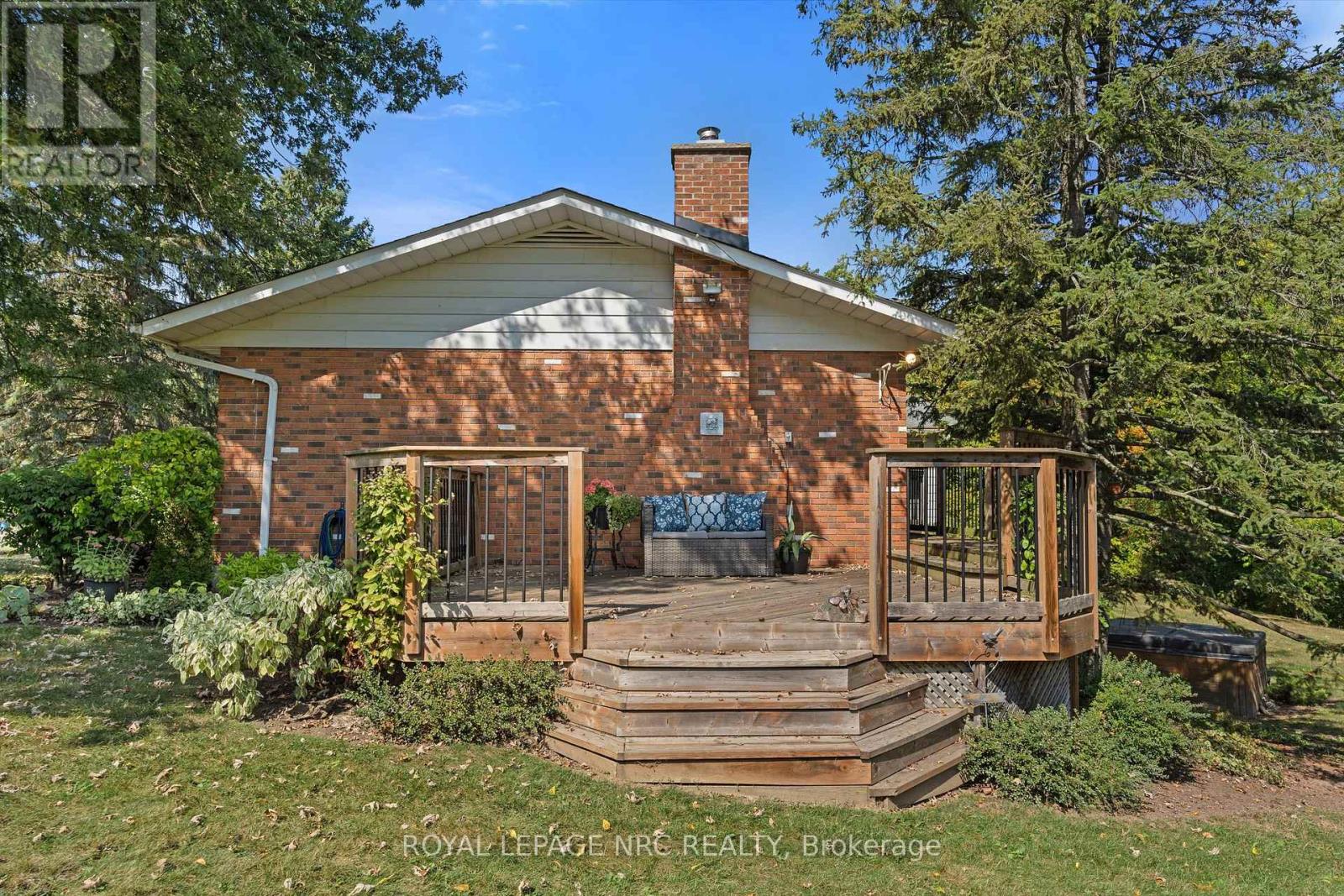 3433 Robbins Avenue, Lincoln, Ontario  L2R 6P7 - Photo 37 - X12418556
