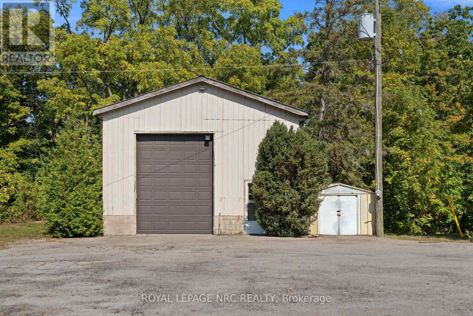 3433 Robbins Avenue, Lincoln, Ontario  L2R 6P7 - Photo 39 - X12418556