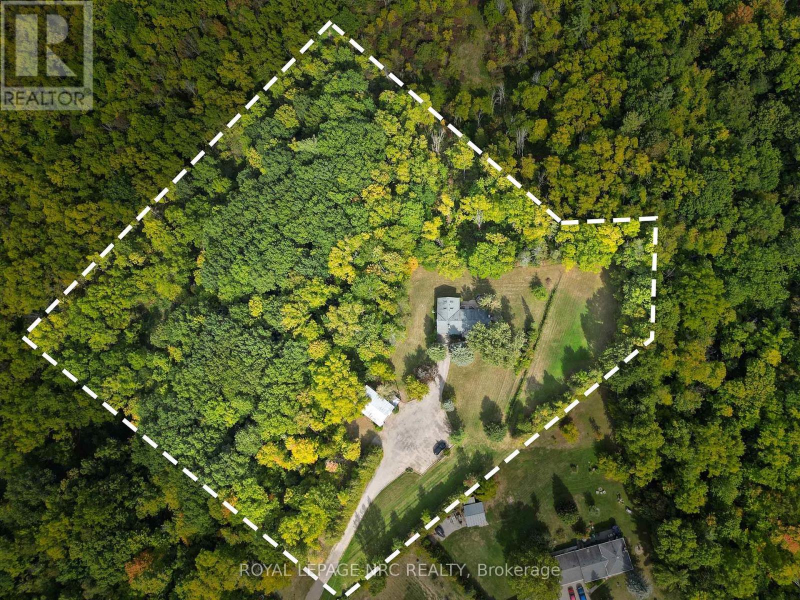 3433 Robbins Avenue, Lincoln, Ontario  L2R 6P7 - Photo 44 - X12418556