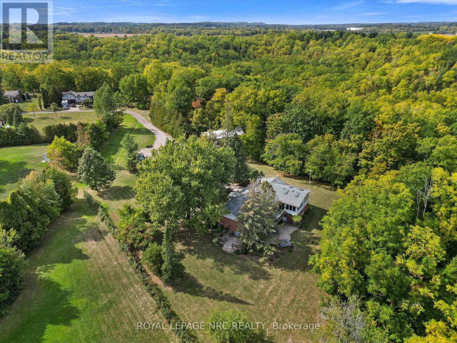 3433 Robbins Avenue, Lincoln, Ontario  L2R 6P7 - Photo 45 - X12418556