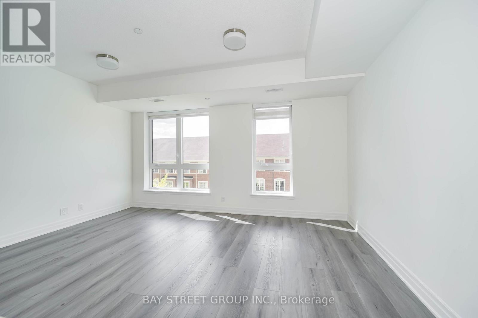 327 - 101 Cathedral High Street, Markham, Ontario  L6C 3L8 - Photo 11 - N12418391