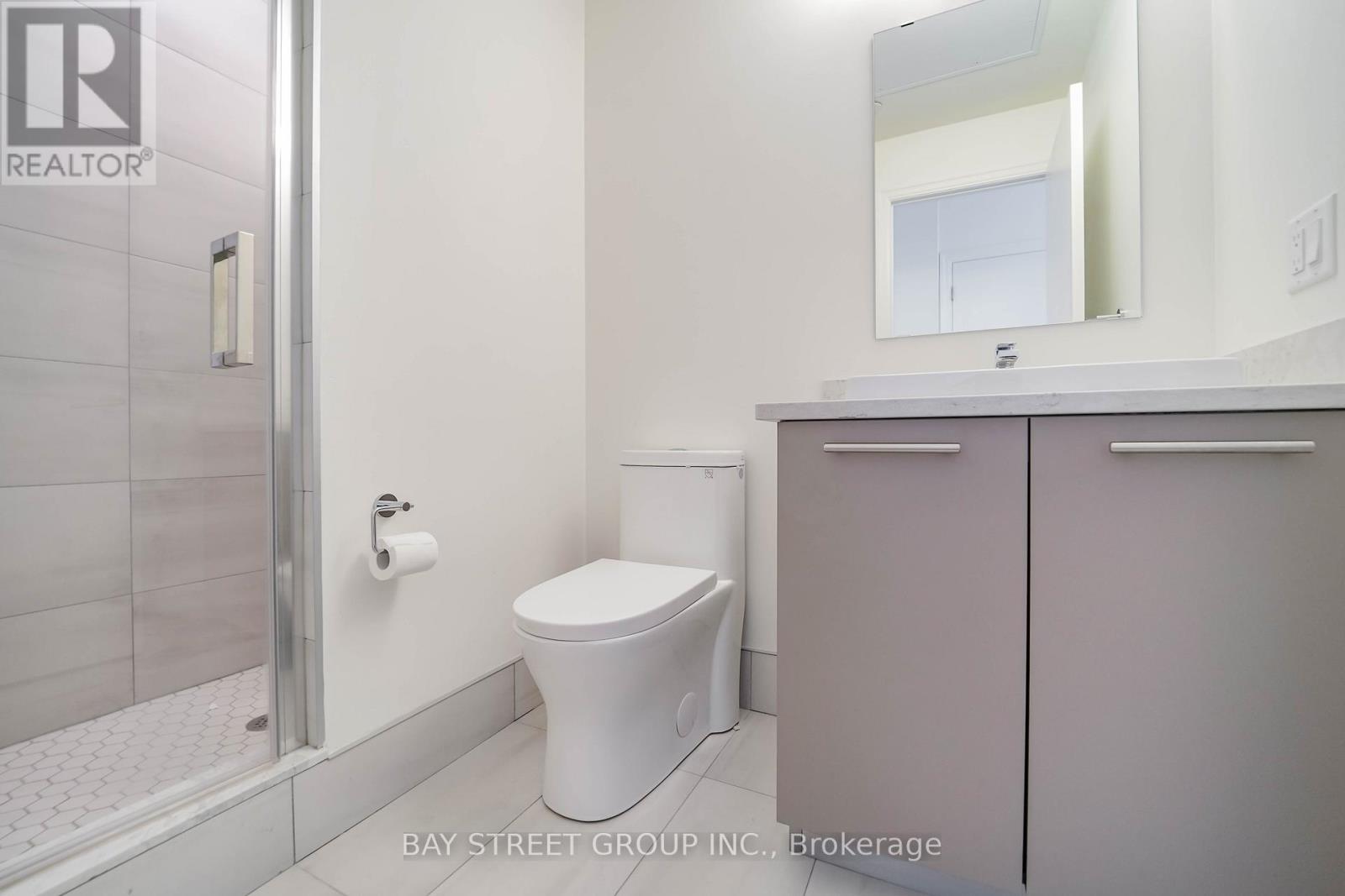 327 - 101 Cathedral High Street, Markham, Ontario  L6C 3L8 - Photo 27 - N12418391