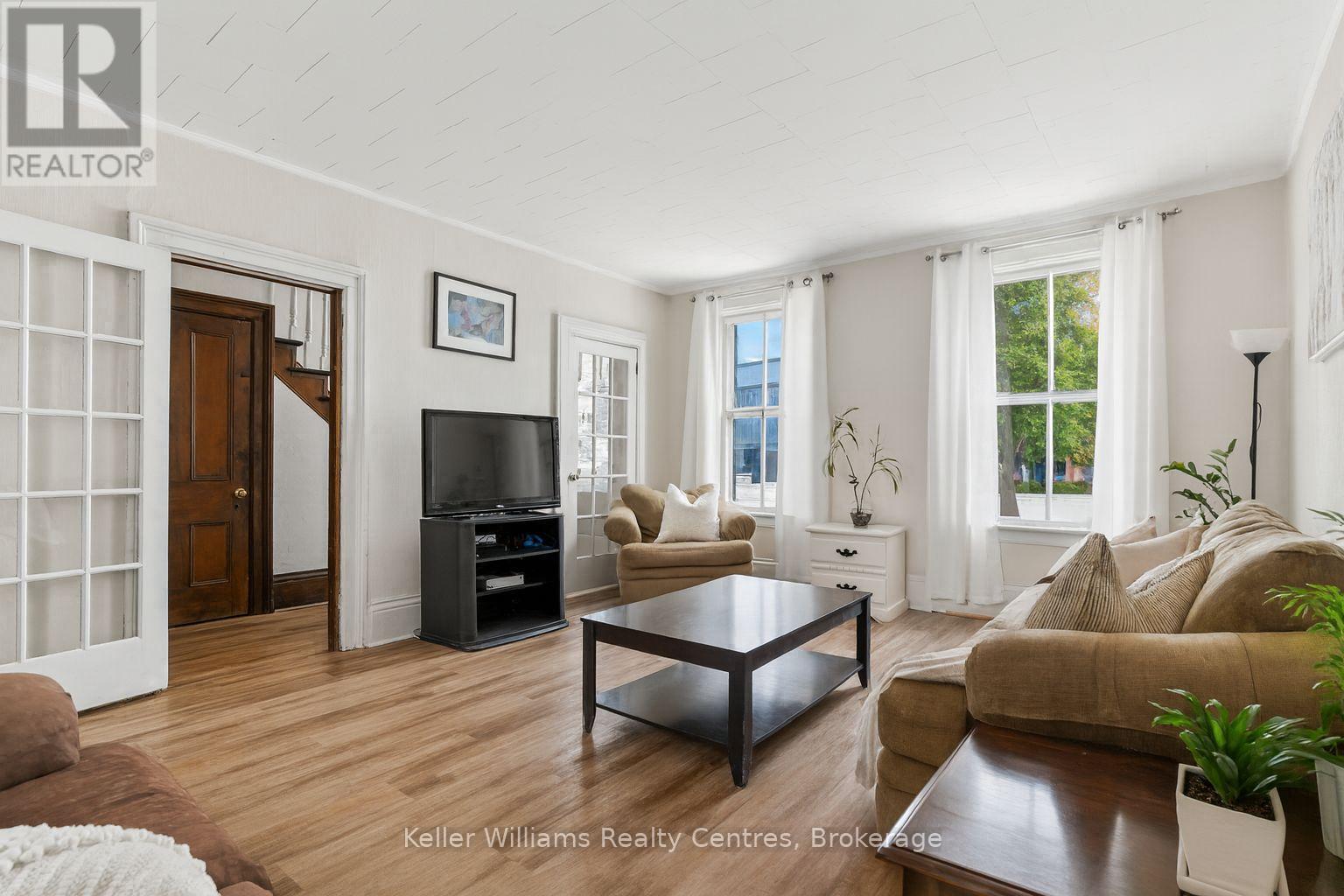 253 11th Street E, Owen Sound, Ontario  N4K 1T8 - Photo 4 - X12418435