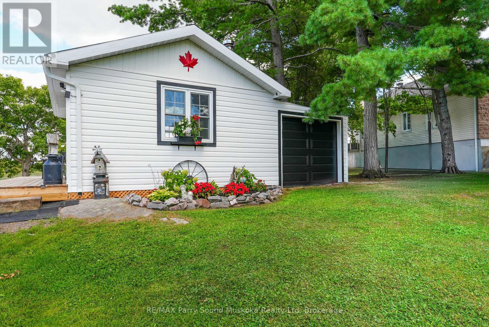 38 Fortin Drive, West Nipissing, Ontario  P0H 2M0 - Photo 16 - X12418628
