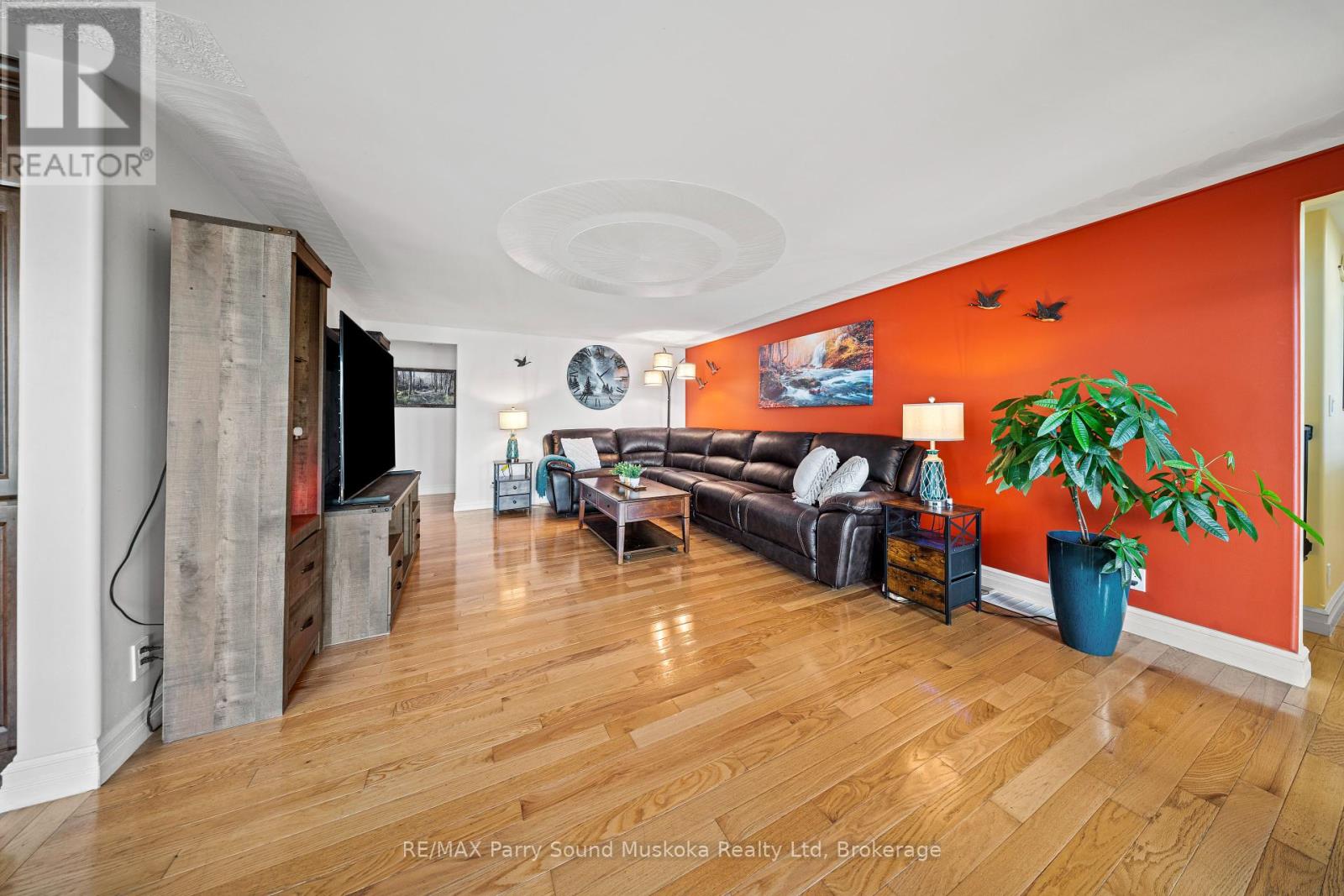 38 Fortin Drive, West Nipissing, Ontario  P0H 2M0 - Photo 42 - X12418628