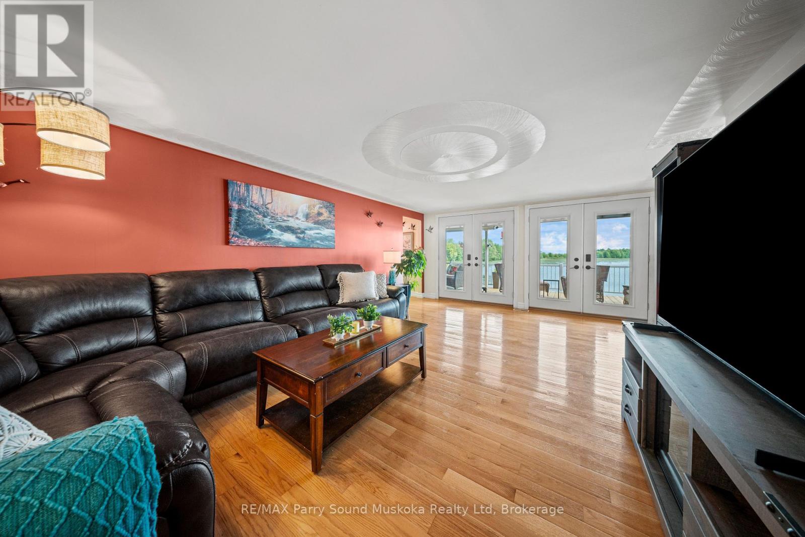 38 Fortin Drive, West Nipissing, Ontario  P0H 2M0 - Photo 43 - X12418628