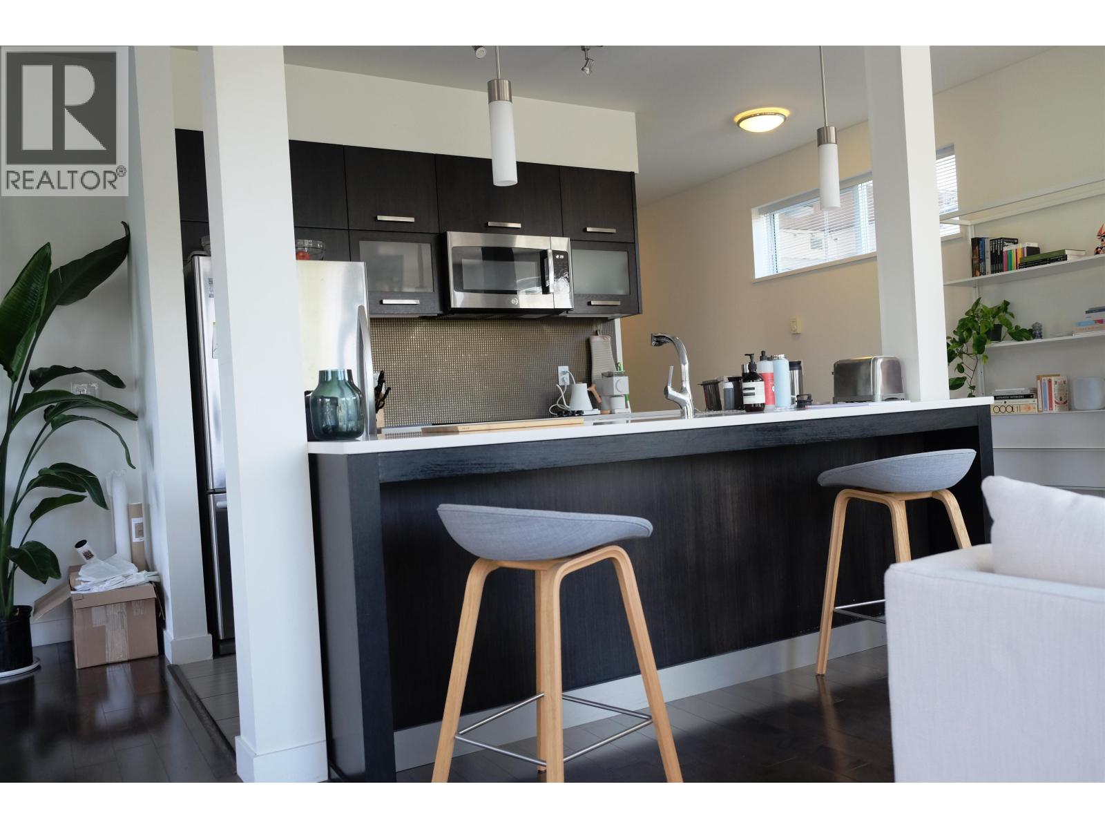 205 3333 Main Street, Vancouver, British Columbia  V5V 3M8 - Photo 4 - R2991450