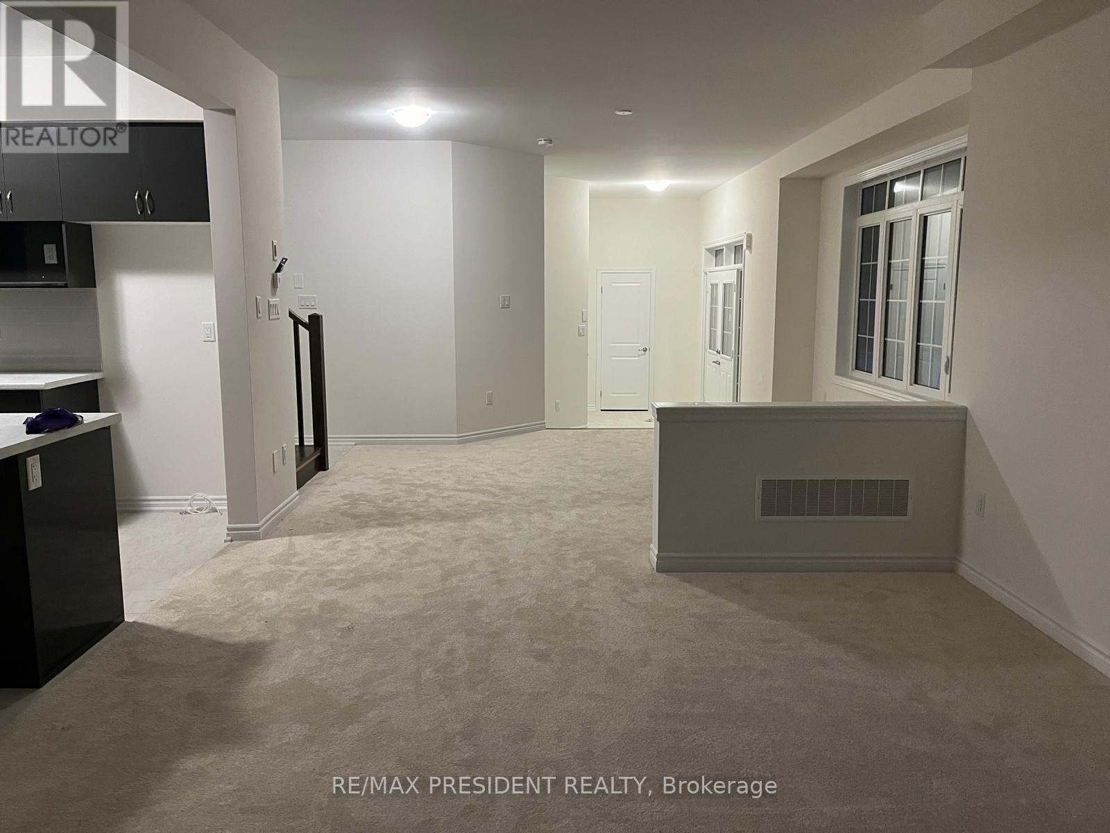 2 Mckernan Avenue, Brantford, Ontario  N3V 0C1 - Photo 14 - X12410288