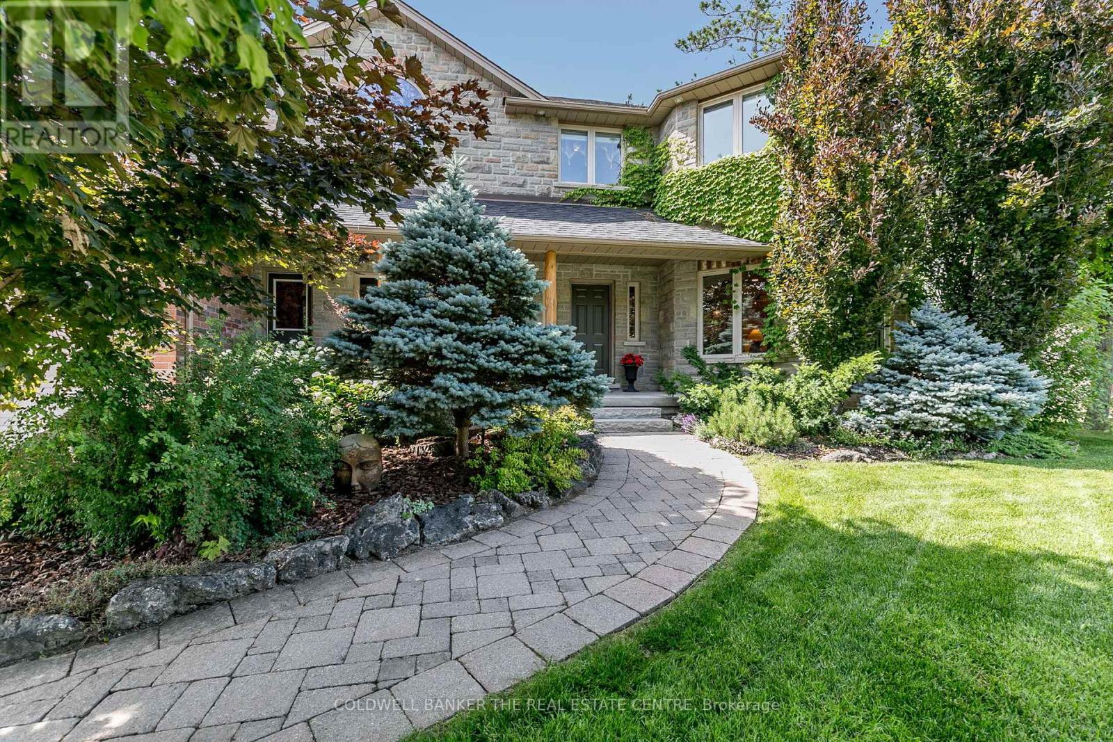 Property at 35 REILLYS RUN image 3