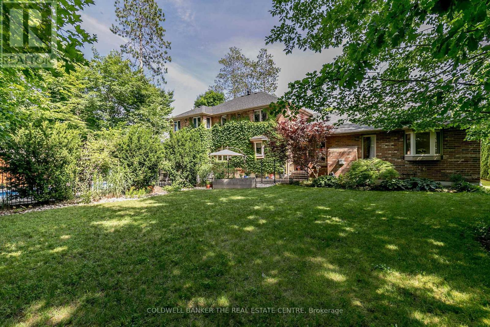 Property at 35 REILLYS RUN image 5