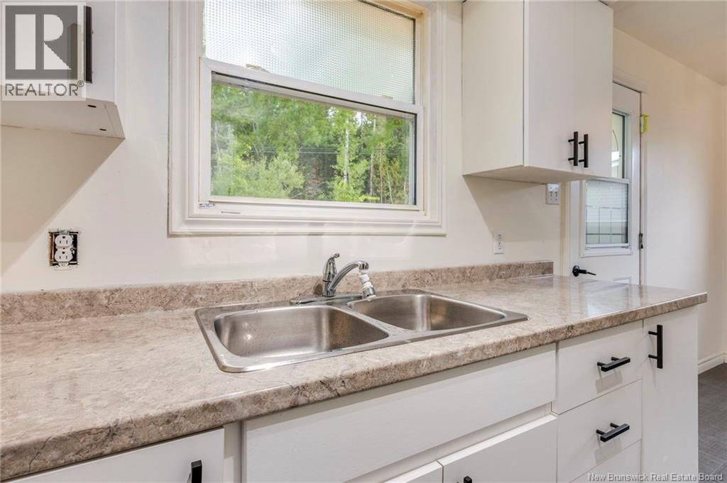 316 Westbrook Circle, Moncton, New Brunswick  E1E 2M2 - Photo 21 - NB127086