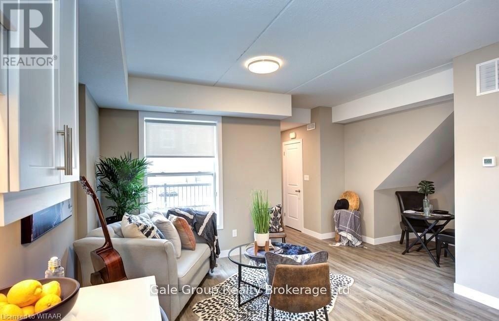 E2 - 439 Athlone Avenue, Woodstock, Ontario  N4V 0C8 - Photo 7 - X12418598