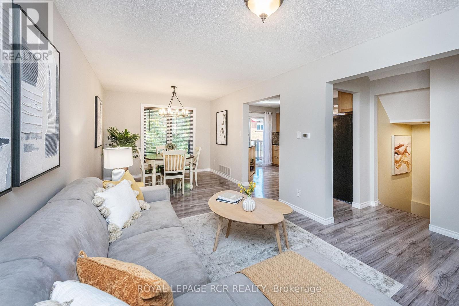 19 Shenstone Avenue, Brampton, Ontario  L6Z 2Y9 - Photo 9 - W12418337