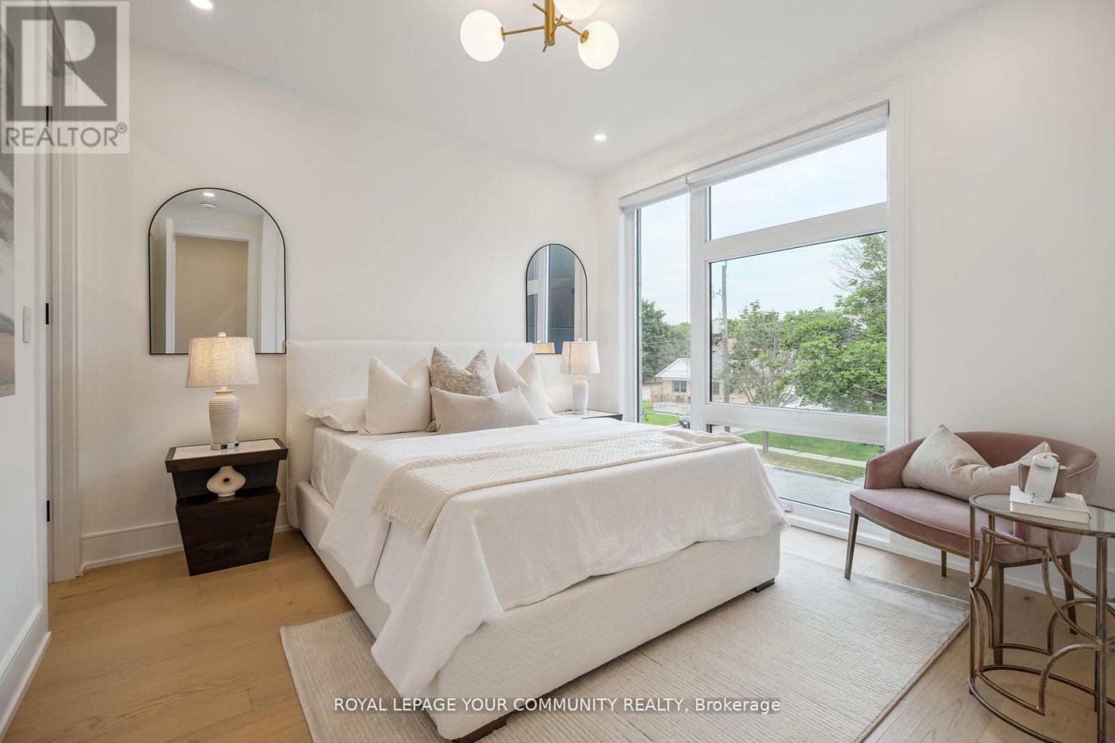 14 Ranwood Drive, Toronto, Ontario  M9N 3E9 - Photo 32 - W12418340