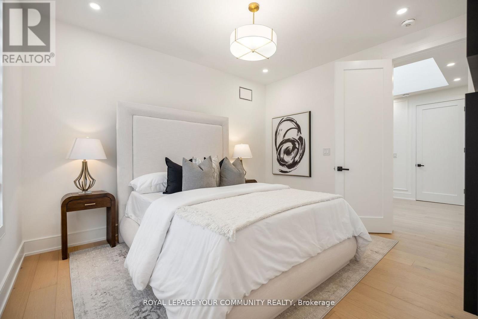 14 Ranwood Drive, Toronto, Ontario  M9N 3E9 - Photo 36 - W12418340