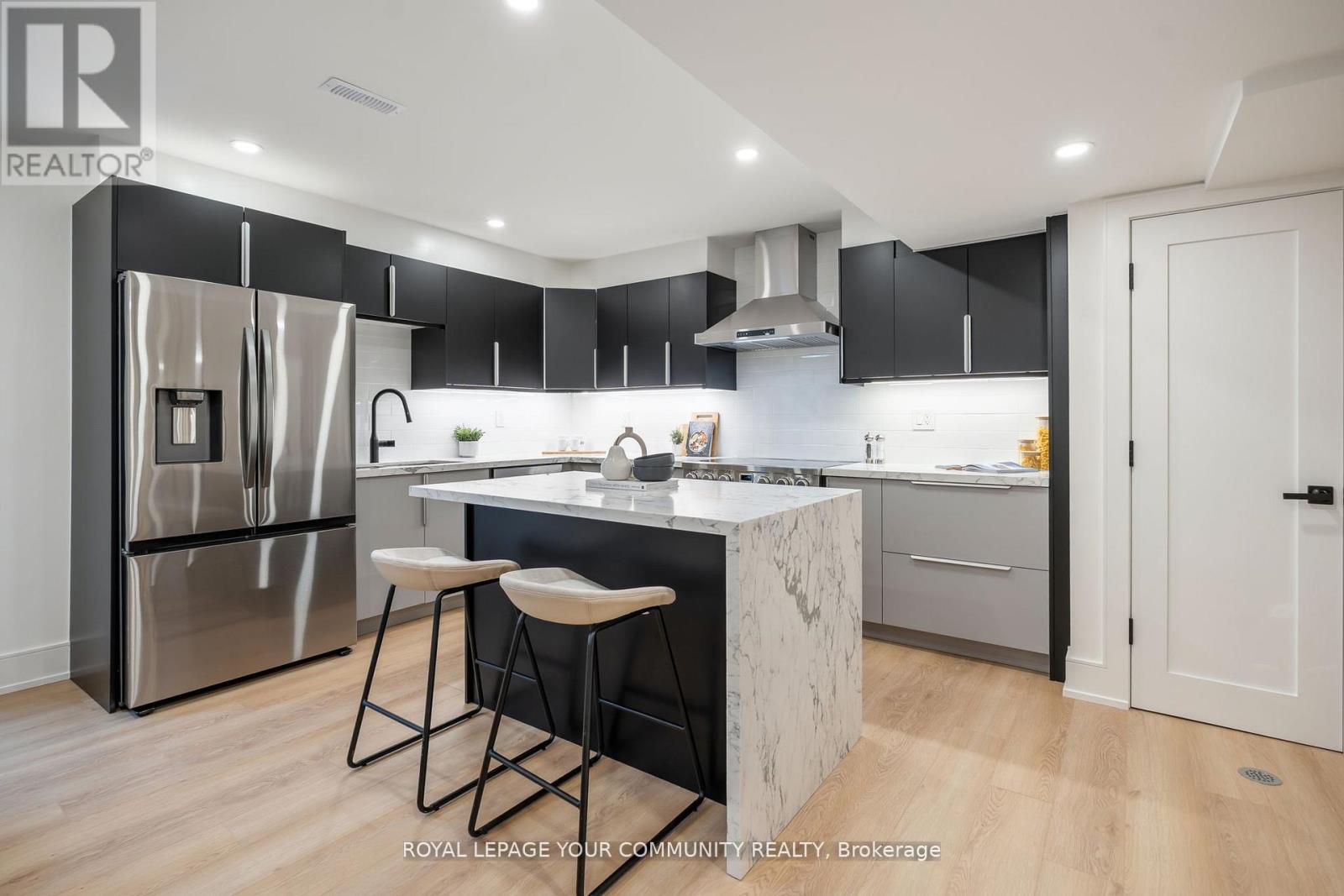 14 Ranwood Drive, Toronto, Ontario  M9N 3E9 - Photo 42 - W12418340