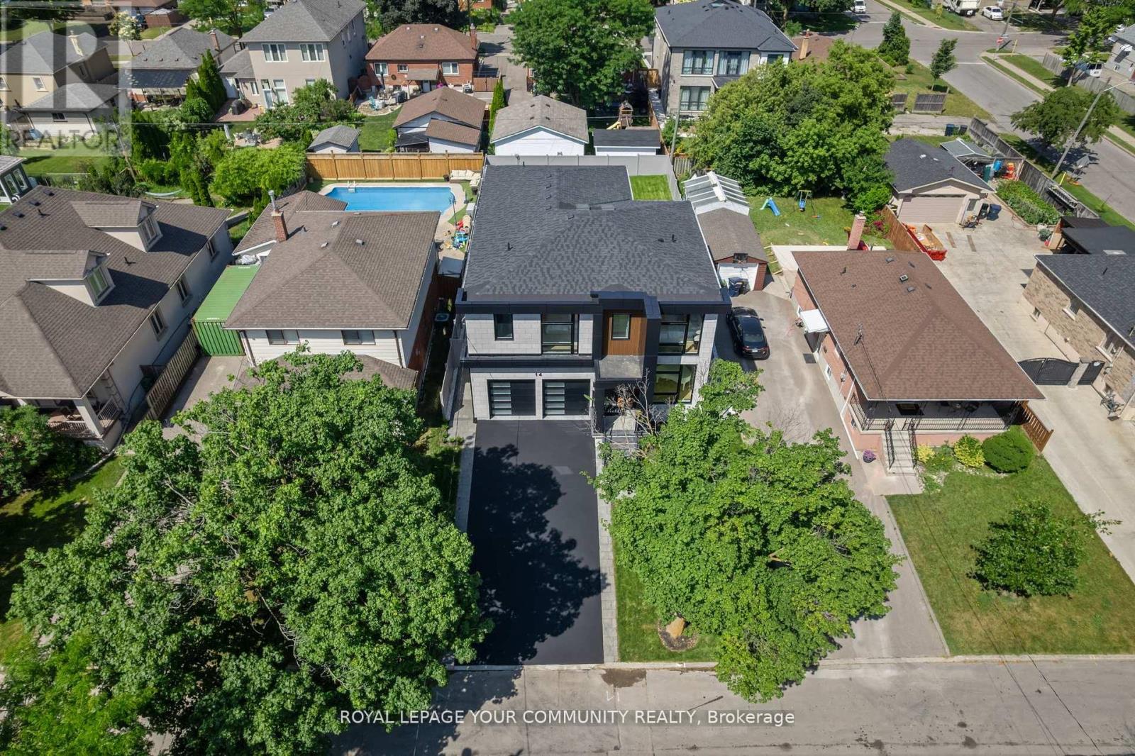 14 Ranwood Drive, Toronto, Ontario  M9N 3E9 - Photo 46 - W12418340