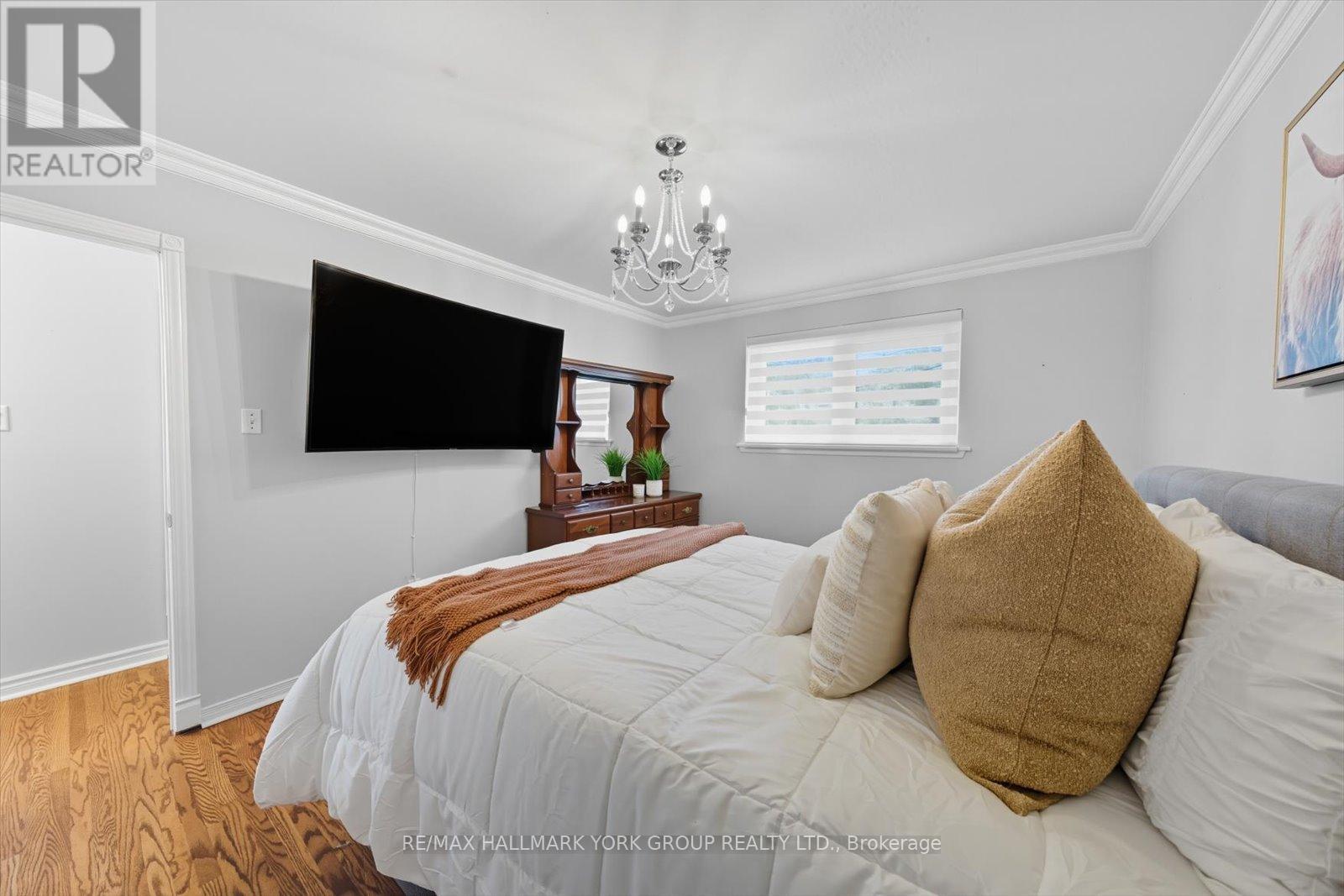 27 Bromley Crescent, Brampton, Ontario  L6T 1Z2 - Photo 25 - W12418399