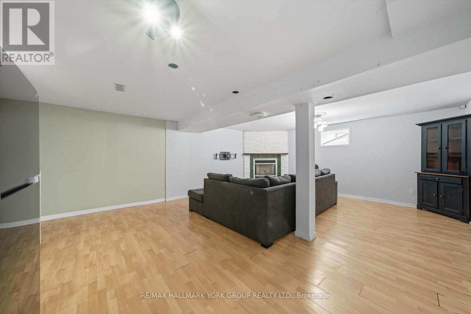 27 Bromley Crescent, Brampton, Ontario  L6T 1Z2 - Photo 32 - W12418399