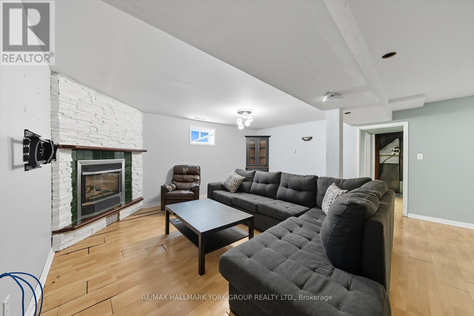 27 Bromley Crescent, Brampton, Ontario  L6T 1Z2 - Photo 35 - W12418399