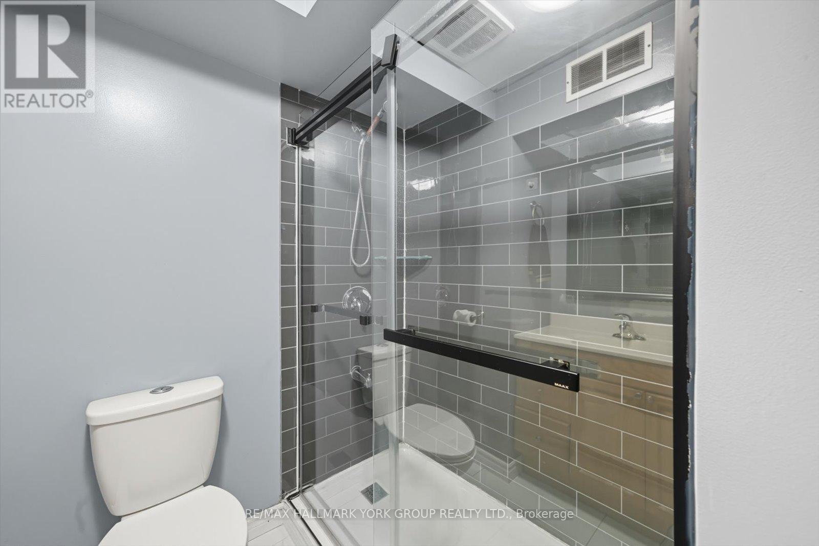 27 Bromley Crescent, Brampton, Ontario  L6T 1Z2 - Photo 43 - W12418399