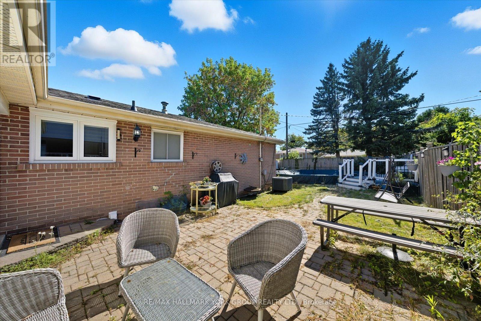 27 Bromley Crescent, Brampton, Ontario  L6T 1Z2 - Photo 44 - W12418399