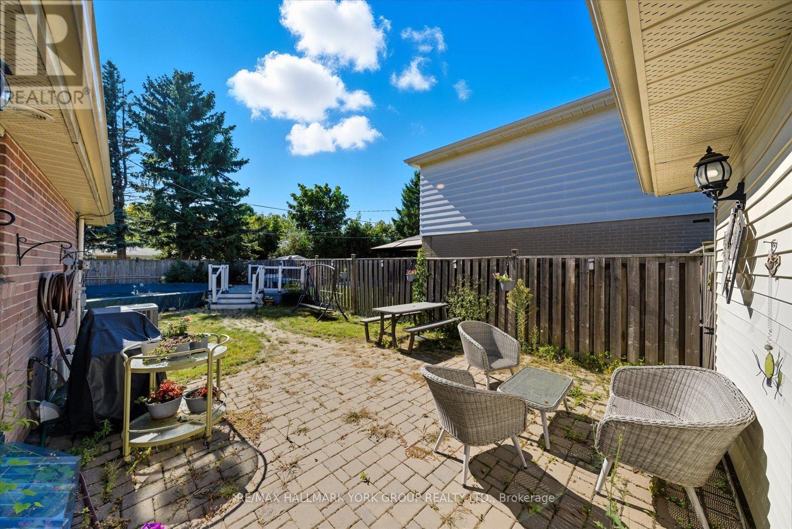 27 Bromley Crescent, Brampton, Ontario  L6T 1Z2 - Photo 46 - W12418399