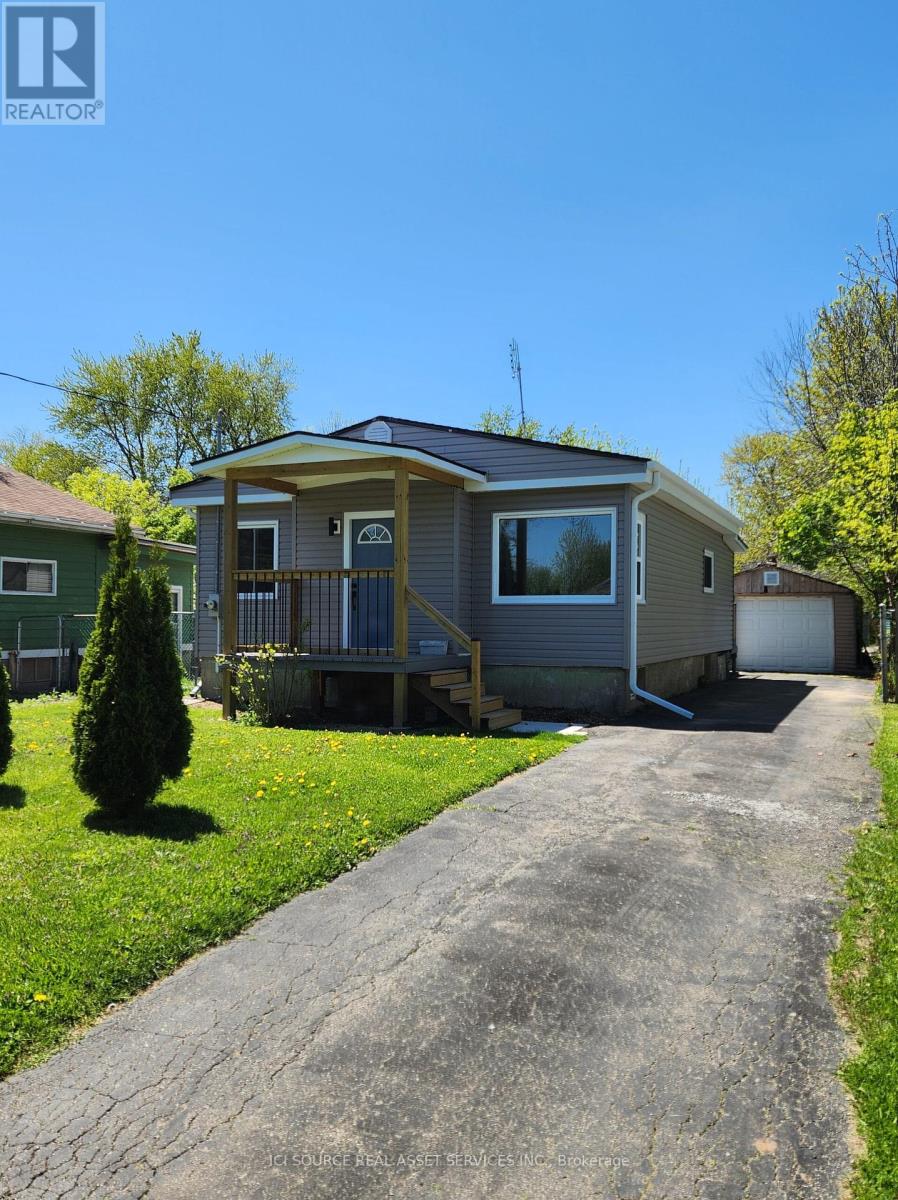 40 MERIGOLD STREET, St. Catharines, Ontario