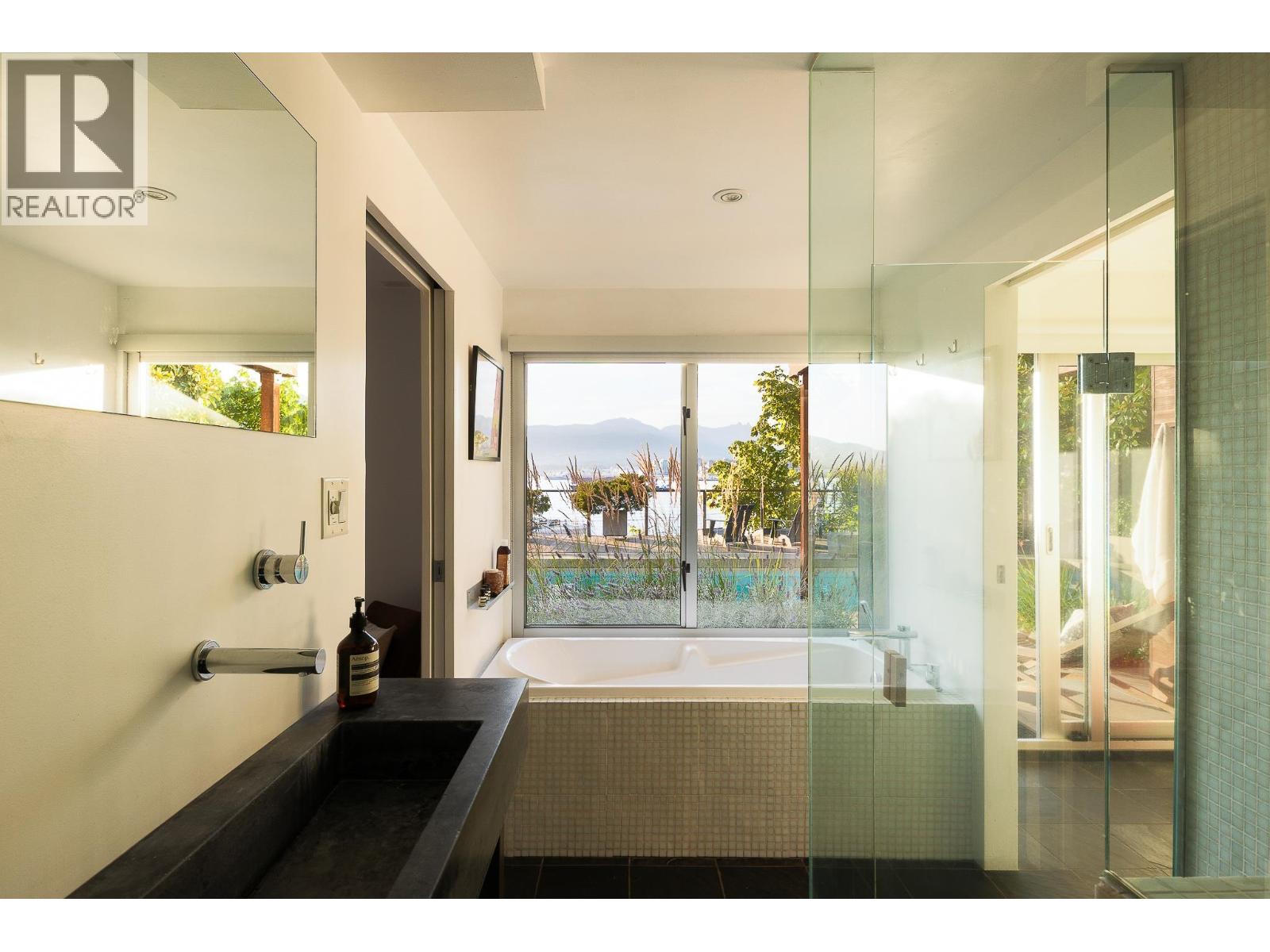 2391 Wall Street, Vancouver, British Columbia  V6L 1B8 - Photo 23 - R3050043