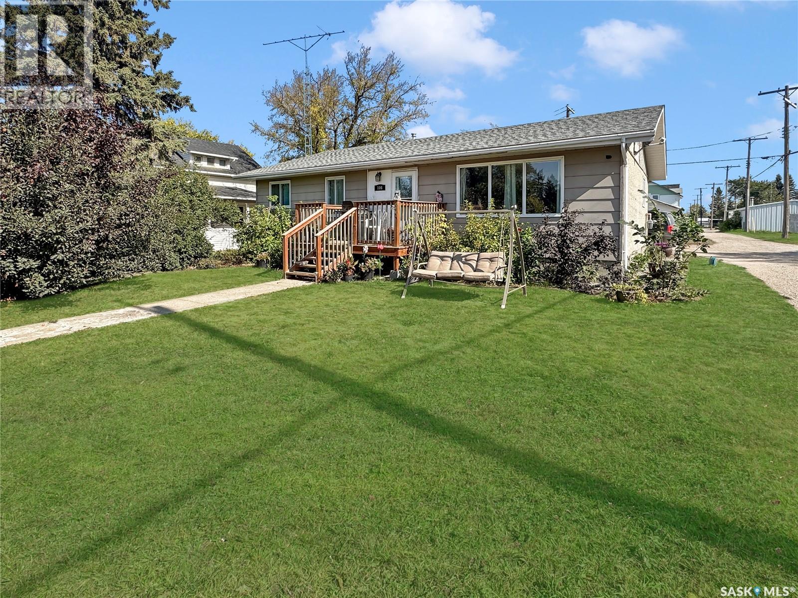 106 Strange Street, Cut Knife, Saskatchewan  S0M 0N0 - Photo 17 - SK018986
