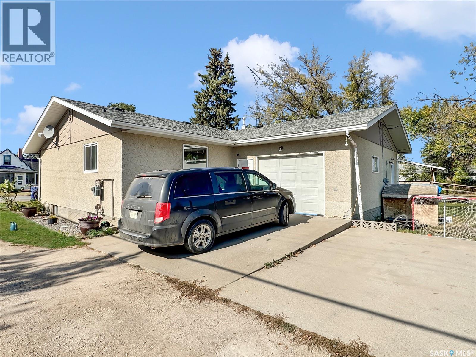 106 Strange Street, Cut Knife, Saskatchewan  S0M 0N0 - Photo 18 - SK018986