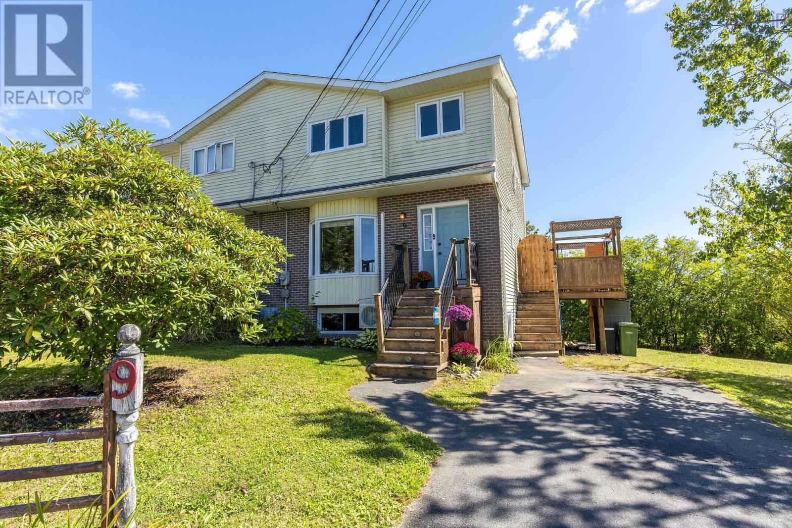 Property at 9 Longstaff Court image 1