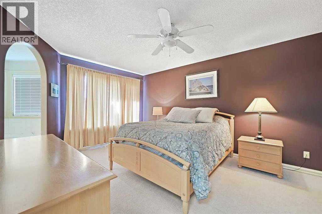 41 Strathridge Crescent Sw, Calgary, Alberta  T3H 3R9 - Photo 23 - A2256672