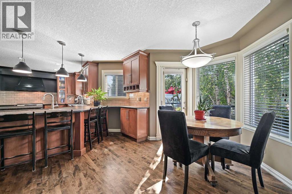 41 Strathridge Crescent Sw, Calgary, Alberta  T3H 3R9 - Photo 11 - A2256672