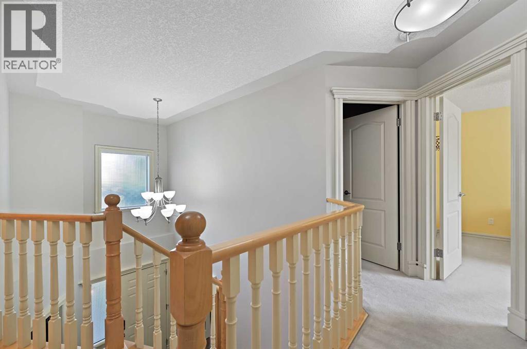 41 Strathridge Crescent Sw, Calgary, Alberta  T3H 3R9 - Photo 21 - A2256672