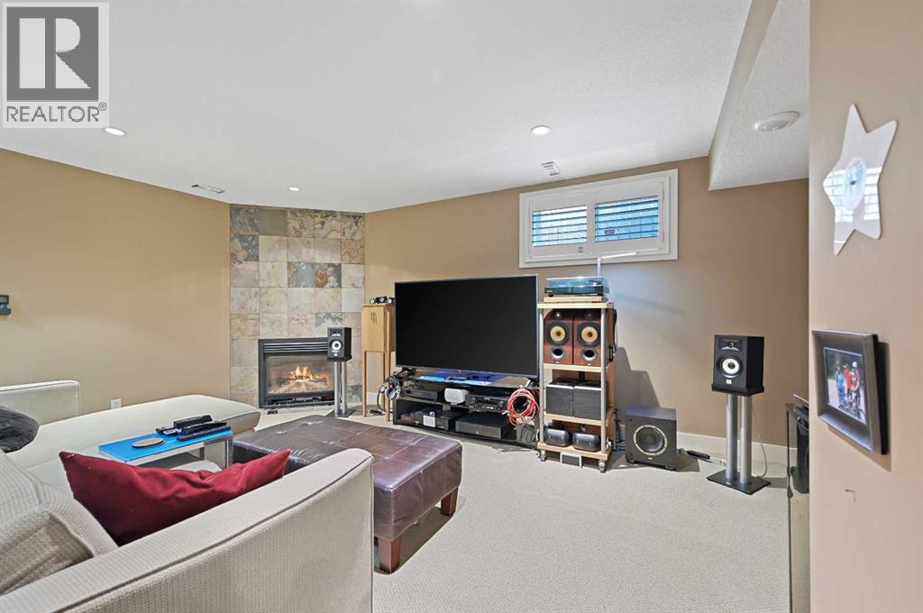 41 Strathridge Crescent Sw, Calgary, Alberta  T3H 3R9 - Photo 35 - A2256672